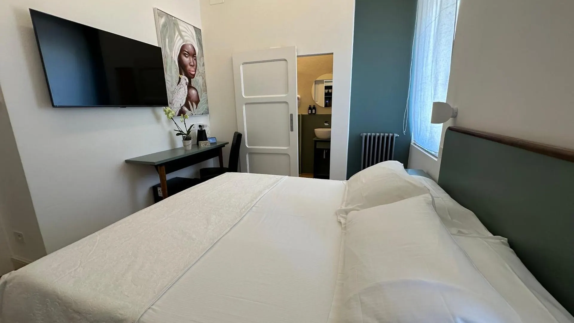 Bed & Breakfast Domus Socolatae Cocoa Journey Tuscan Lifestyle B&B Follonica Italy